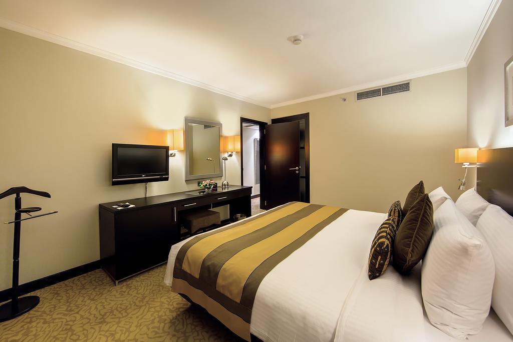 Hotel Ramada Plaza By Wyndham Dubai Deira Zewnętrze zdjęcie